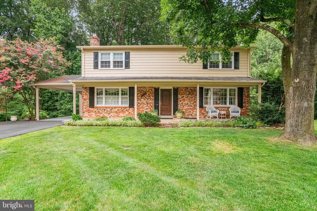 7149 Game Lord Drive, Springfield, VA 22153 Main Photo