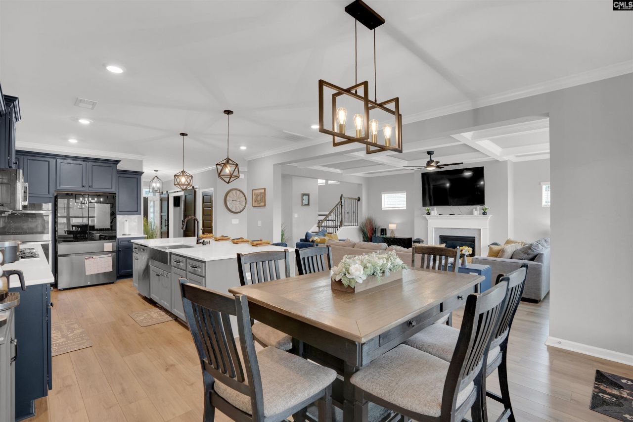 673 Bellflower Lane  Photo 12