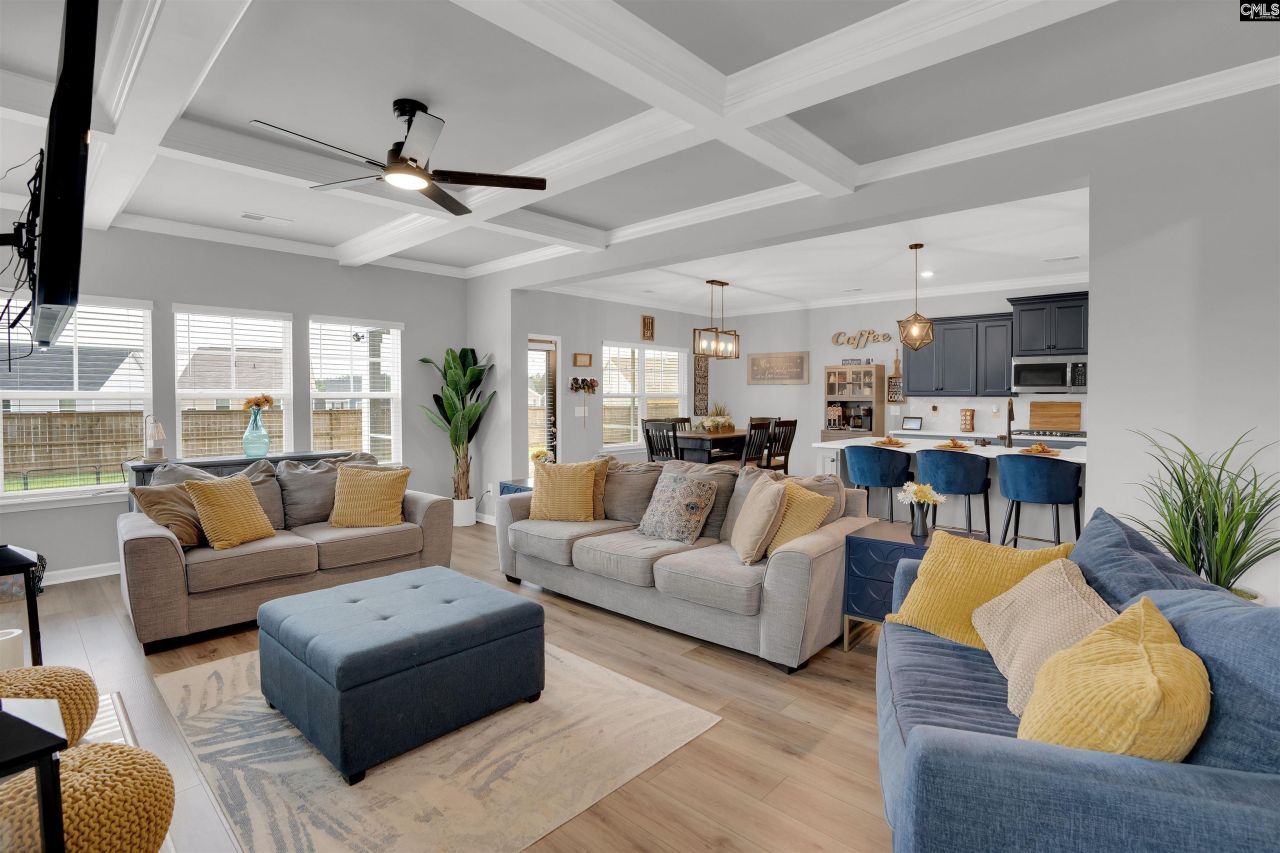 673 Bellflower Lane  Photo 14