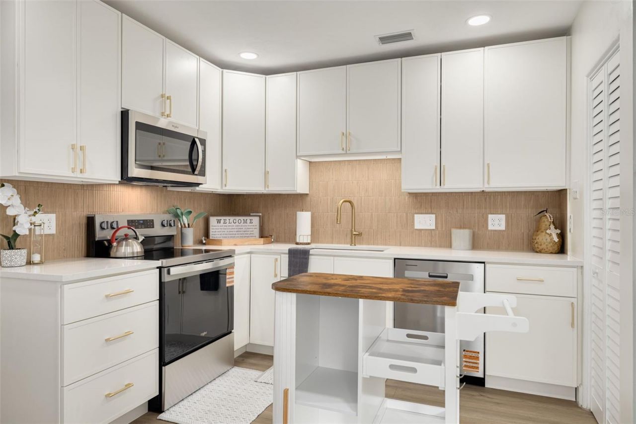 8062 28th Avenue N, Saint Petersburg, FL 33710 Photo