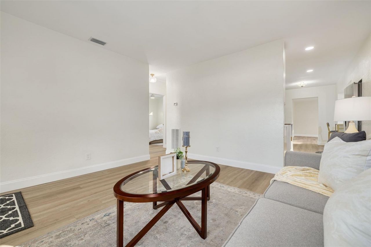 8062 28th Avenue N, Saint Petersburg, FL 33710 Photo