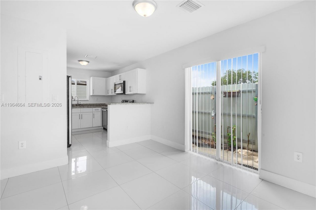 3175 NW 43rd St, Miami, FL 33142 Photo