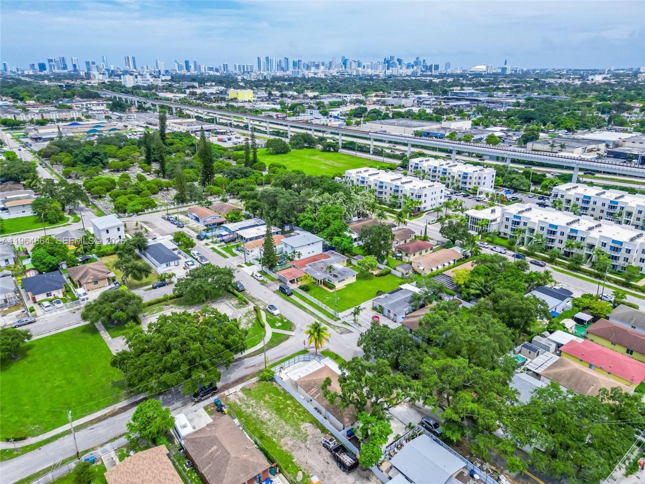 3175 NW 43rd St, Miami, FL 33142 Photo