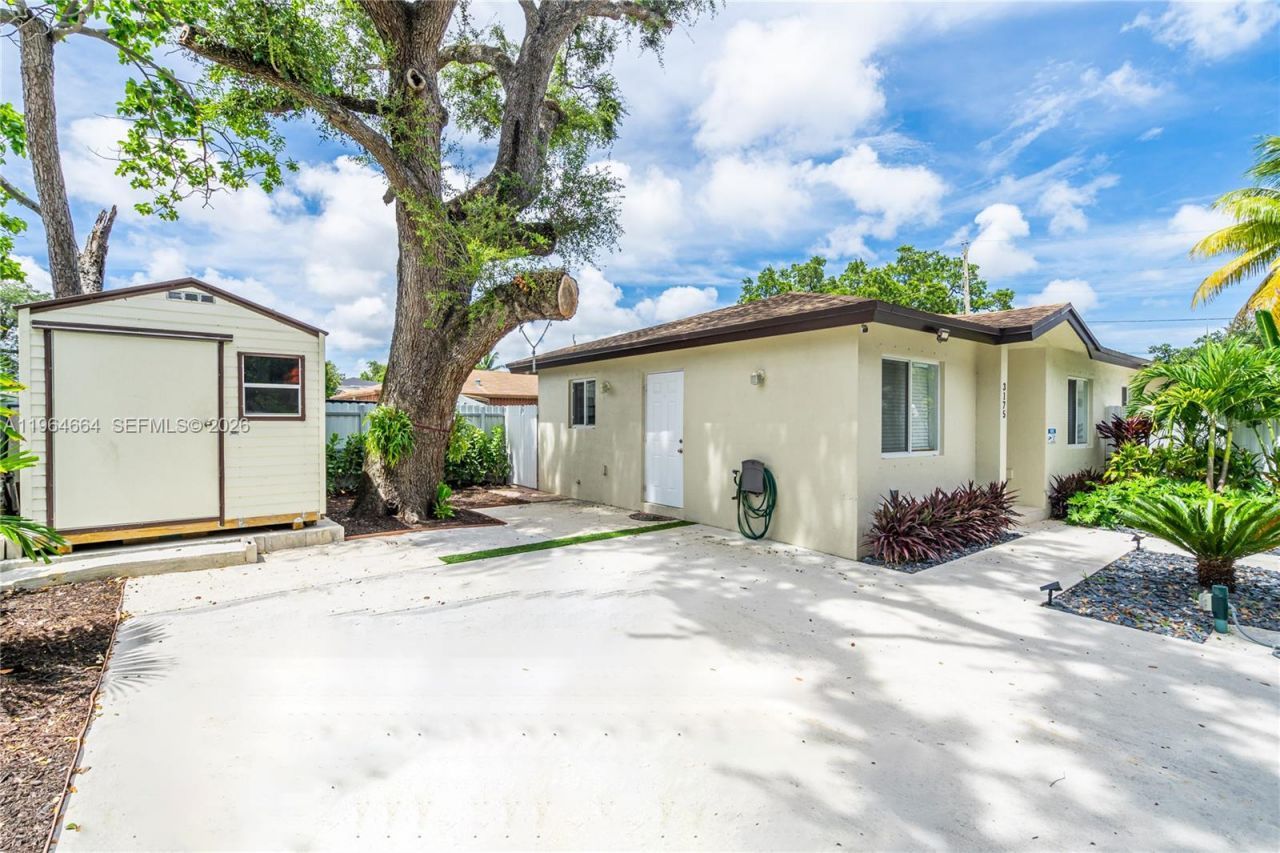 3175 NW 43rd St, Miami, FL 33142 Photo