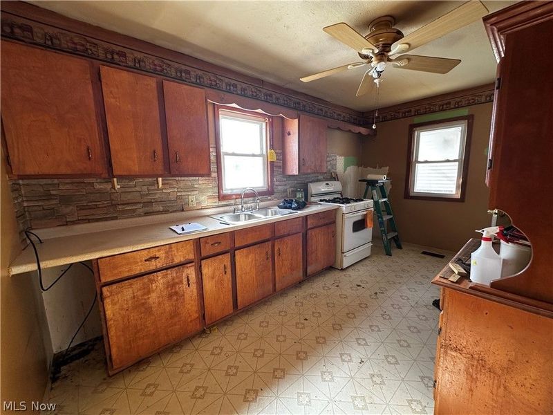 1032 Race Street, Zanesville, OH 43701 Photo 11