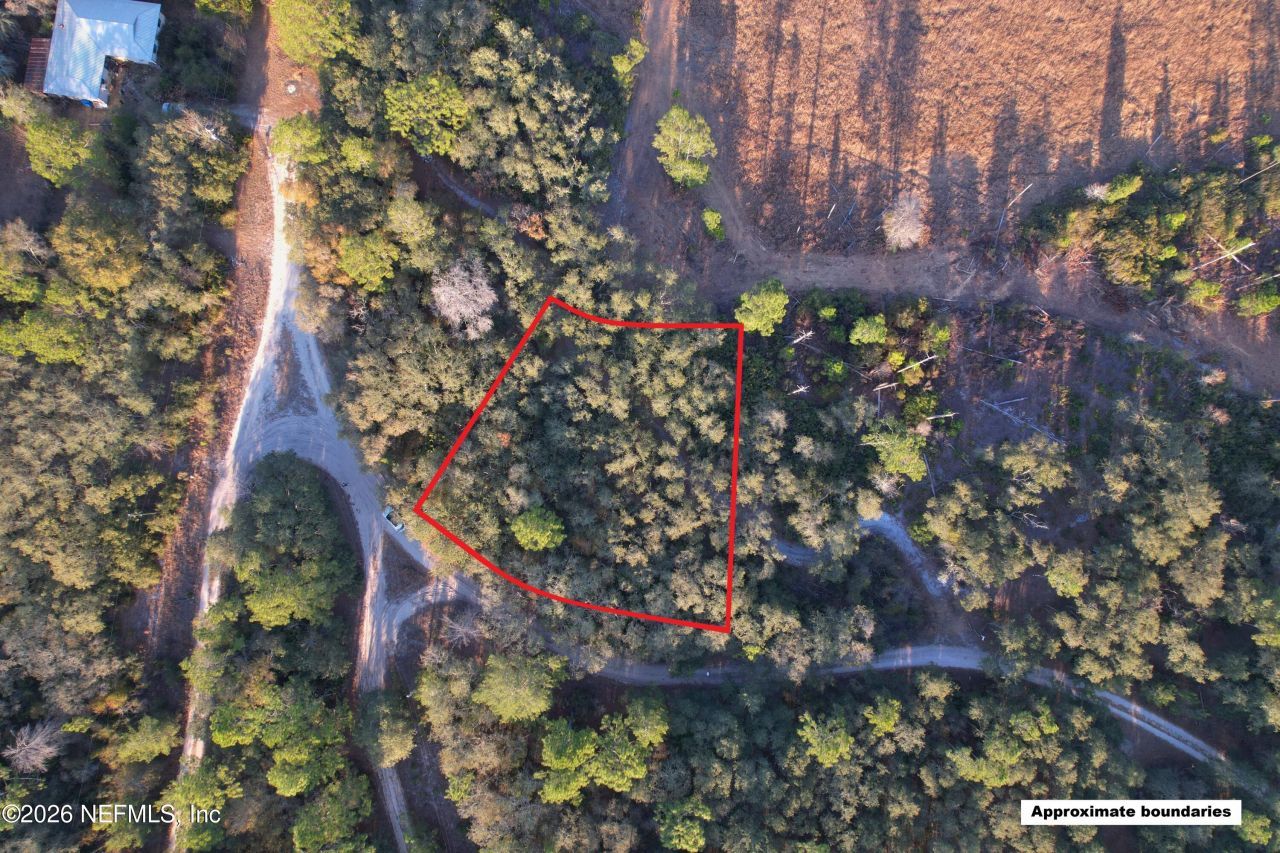 216 New York Avenue, Satsuma, FL 32189 Main Photo