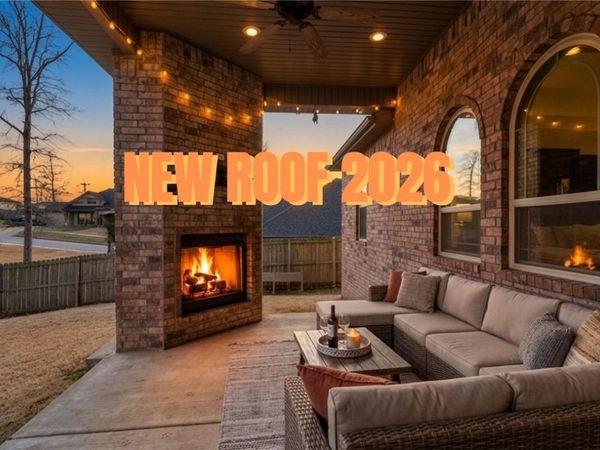 1206 Sycamore Street, Cave Springs, AR 72718