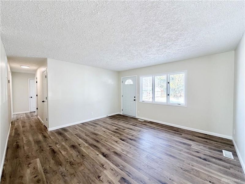 1243 Klose Avenue, New Carlisle, OH 45344 Photo 2