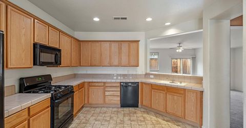 481 S Sand Crane Circle, Sparks, NV 89436 Photo