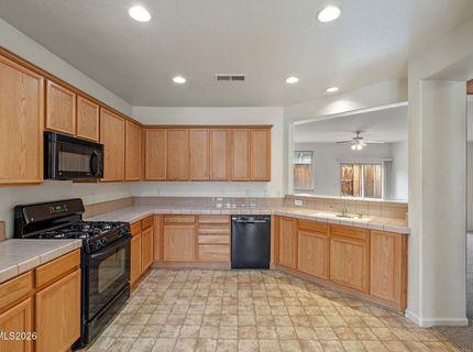 481 S Sand Crane Circle, Sparks, NV 89436 Photo