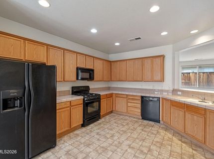 481 S Sand Crane Circle, Sparks, NV 89436 Photo