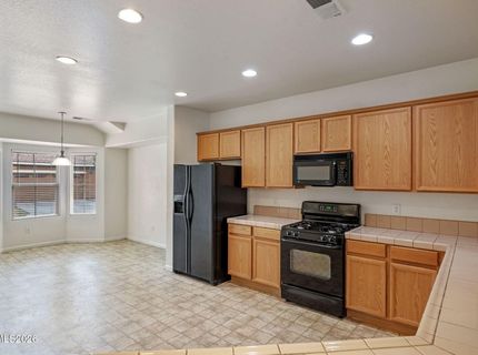 481 S Sand Crane Circle, Sparks, NV 89436 Photo