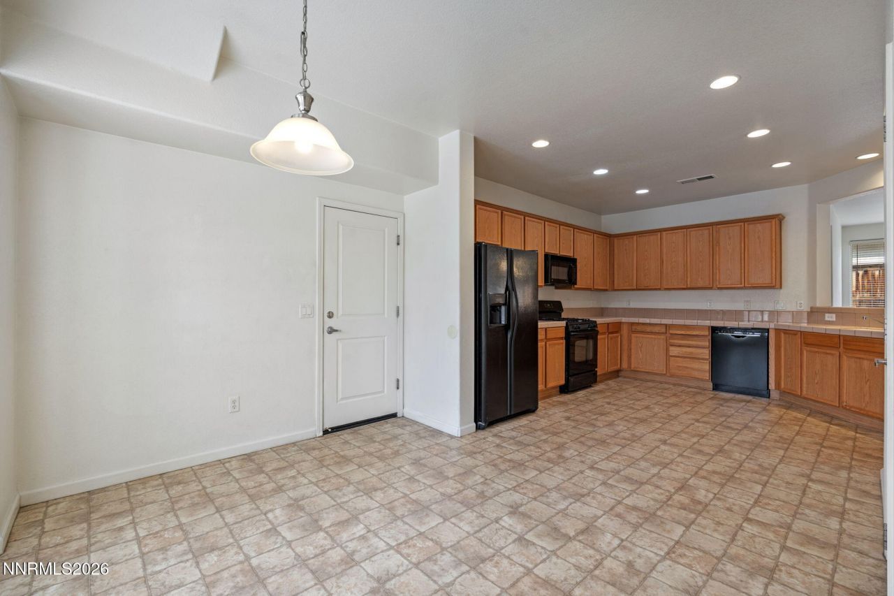 481 S Sand Crane Circle, Sparks, NV 89436 Photo