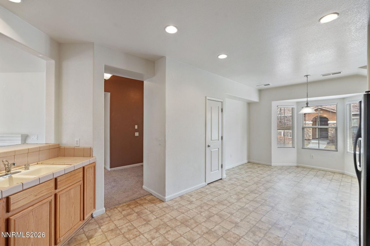 481 S Sand Crane Circle, Sparks, NV 89436 Photo