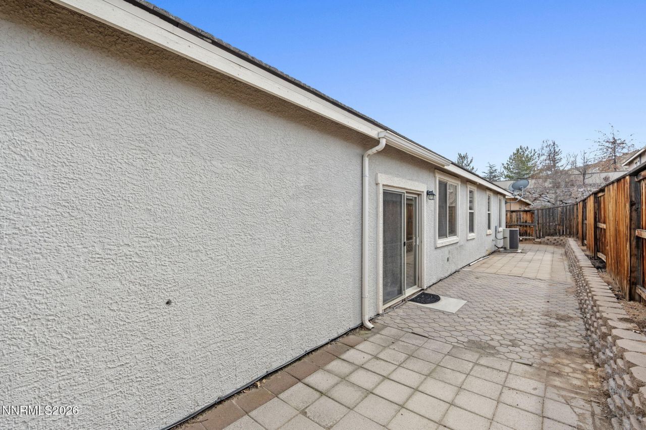 481 S Sand Crane Circle, Sparks, NV 89436 Photo