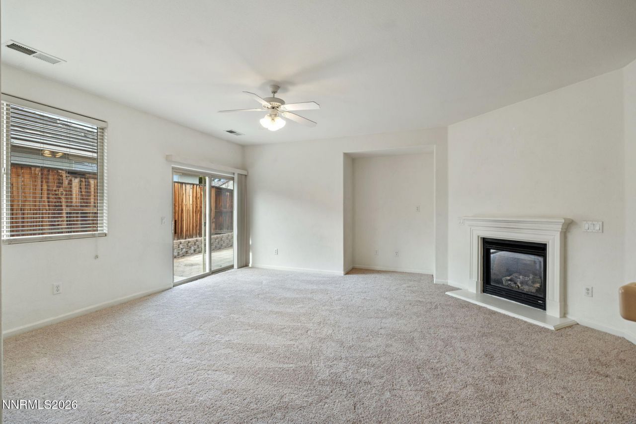 481 S Sand Crane Circle, Sparks, NV 89436 Photo