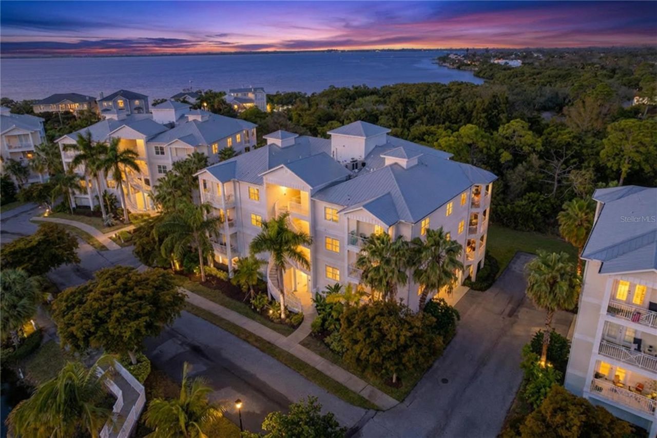 7730 34th Ave W, Unit 303, Bradenton, FL 34209 Photo