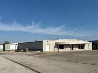 205 1/2 W 54 Highway, El Dorado Springs, MO 64744