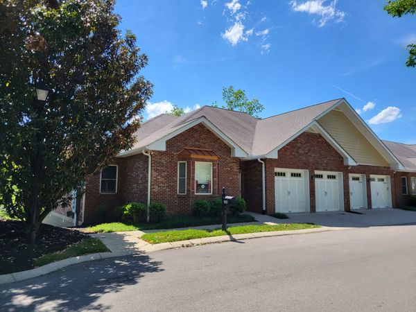 800 Cedarstone Way, Nashville, TN 37214