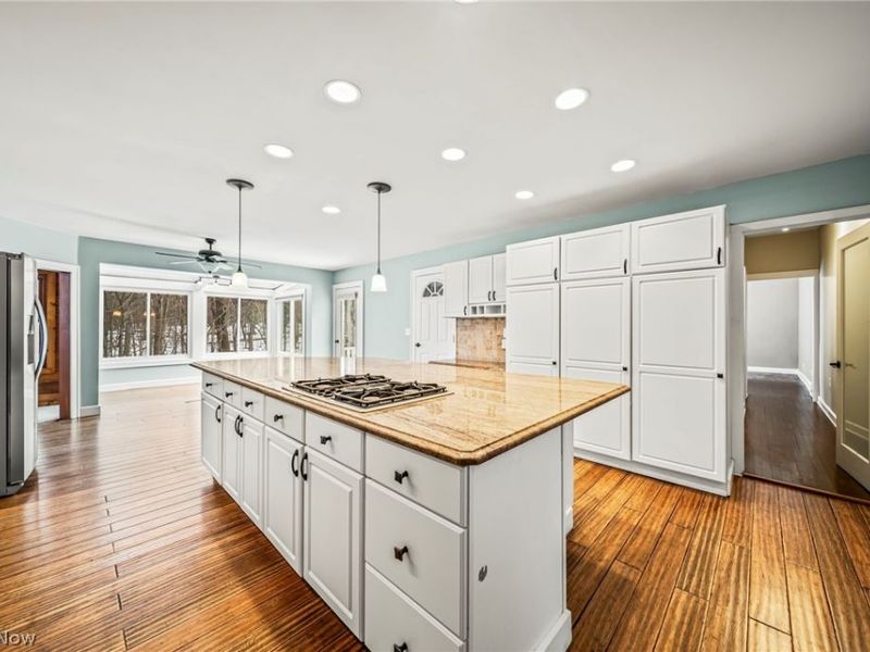 2649 Bates Lane, Willoughby Hills, OH 44094 Photo 5