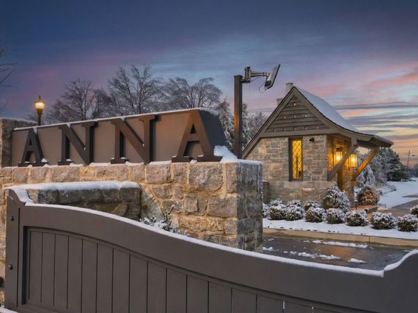 7100 Anna Dr , Brentwood, TN 37027