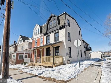 215 BRIDGE STREET, MONT CLARE, PA 19453