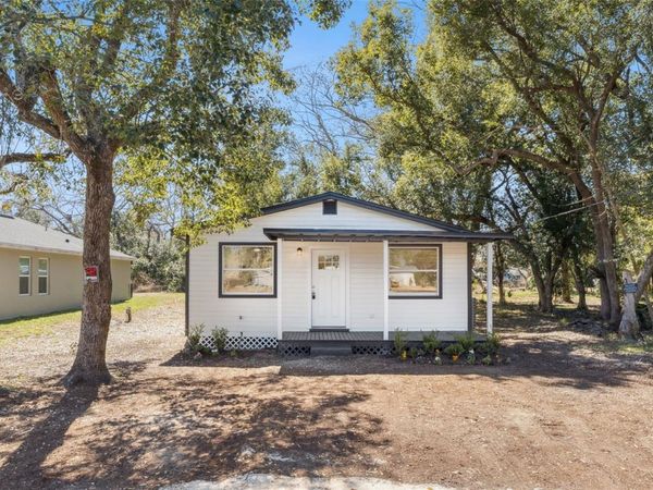 2204 SUANEE AVENUE, EUSTIS, FL 32726