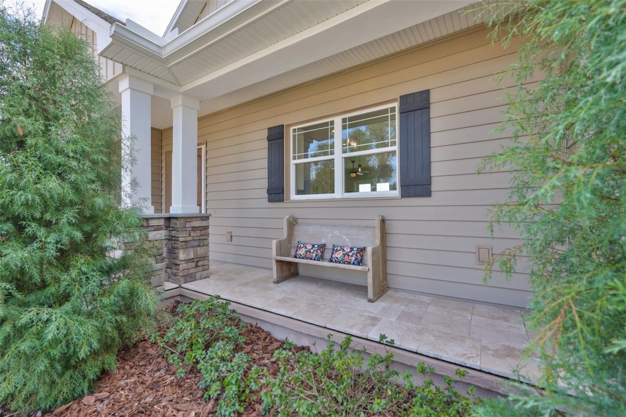 7510 Lithia Pinecrest Road, Lithia, FL 33547 Photo