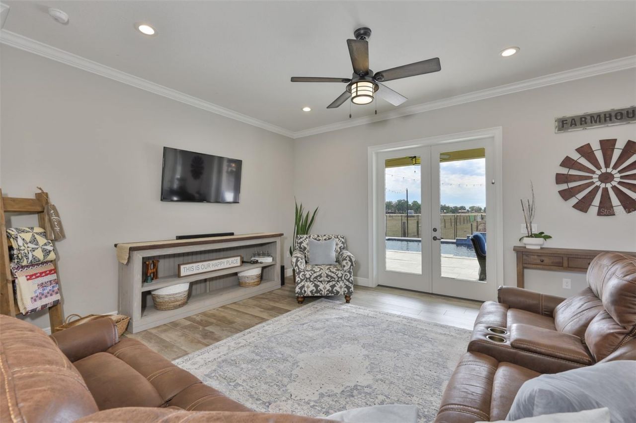 7510 Lithia Pinecrest Road, Lithia, FL 33547 Photo