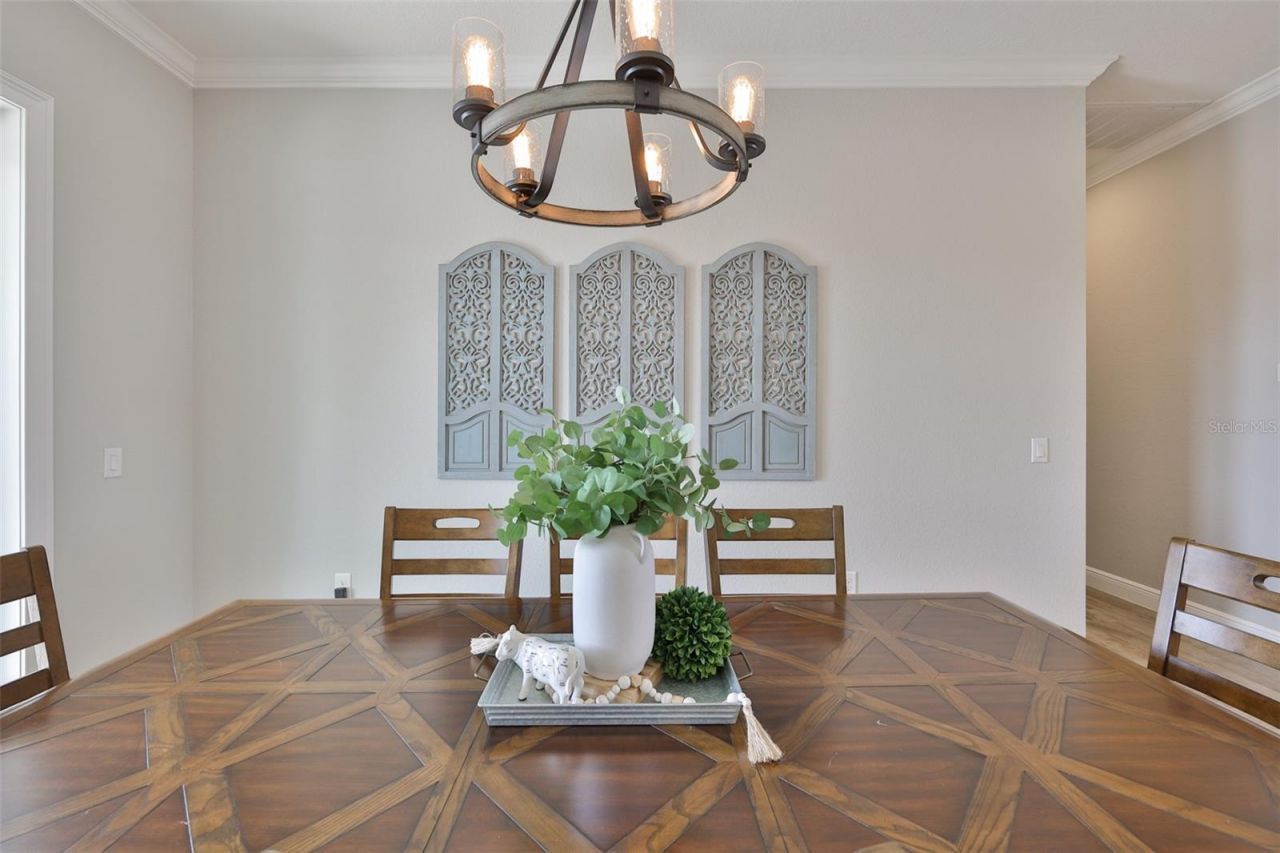 7510 Lithia Pinecrest Road, Lithia, FL 33547 Photo