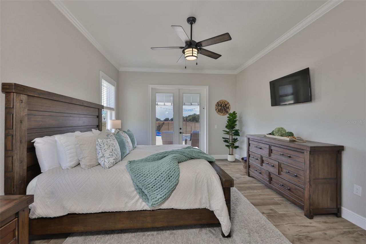 7510 Lithia Pinecrest Road, Lithia, FL 33547 Photo