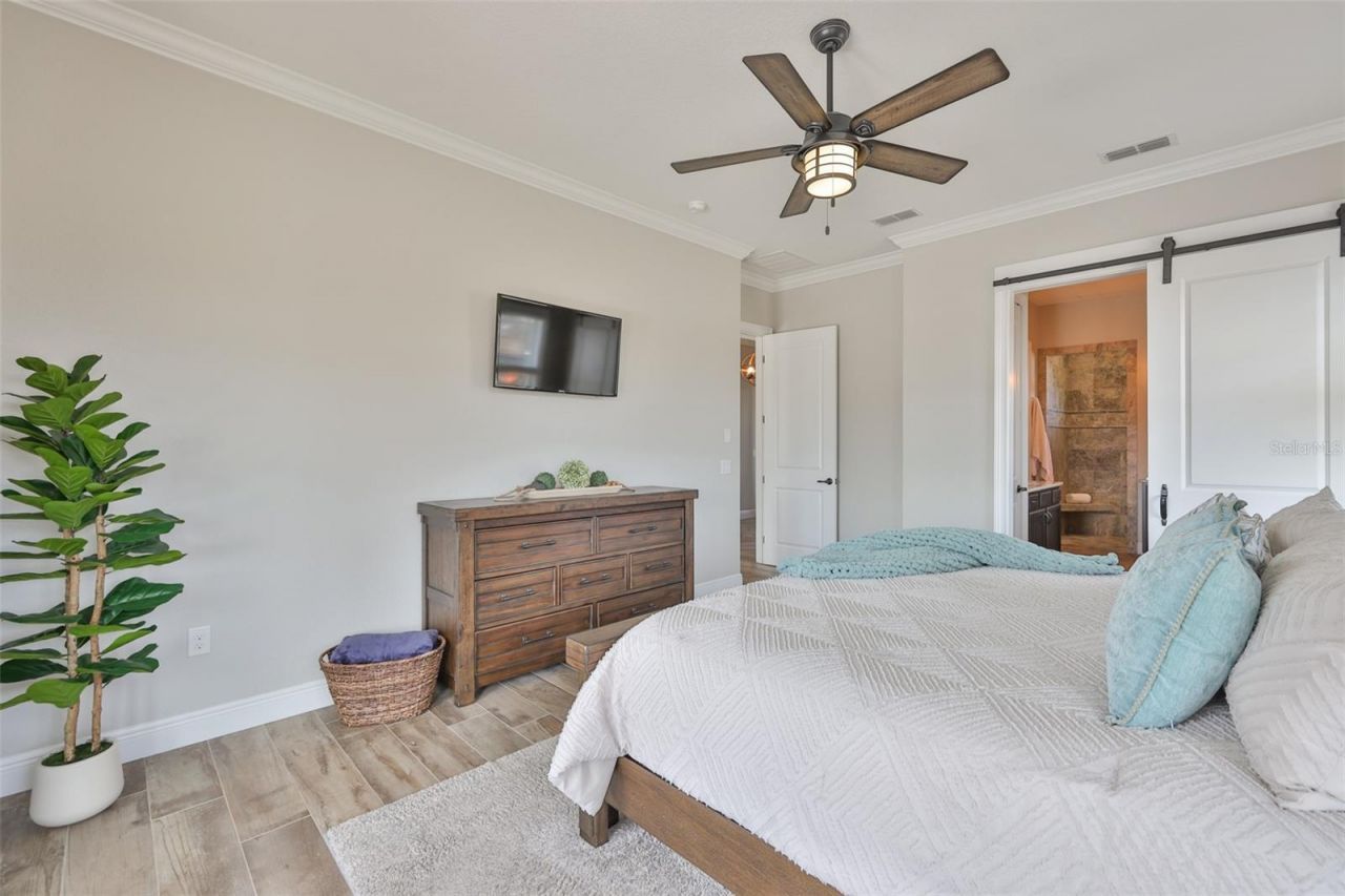 7510 Lithia Pinecrest Road, Lithia, FL 33547 Photo