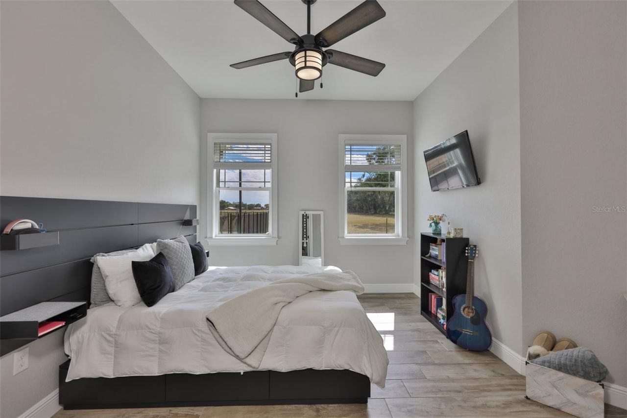 7510 Lithia Pinecrest Road, Lithia, FL 33547 Photo