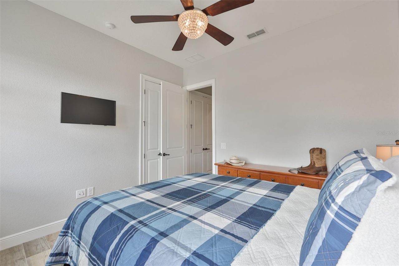 7510 Lithia Pinecrest Road, Lithia, FL 33547 Photo