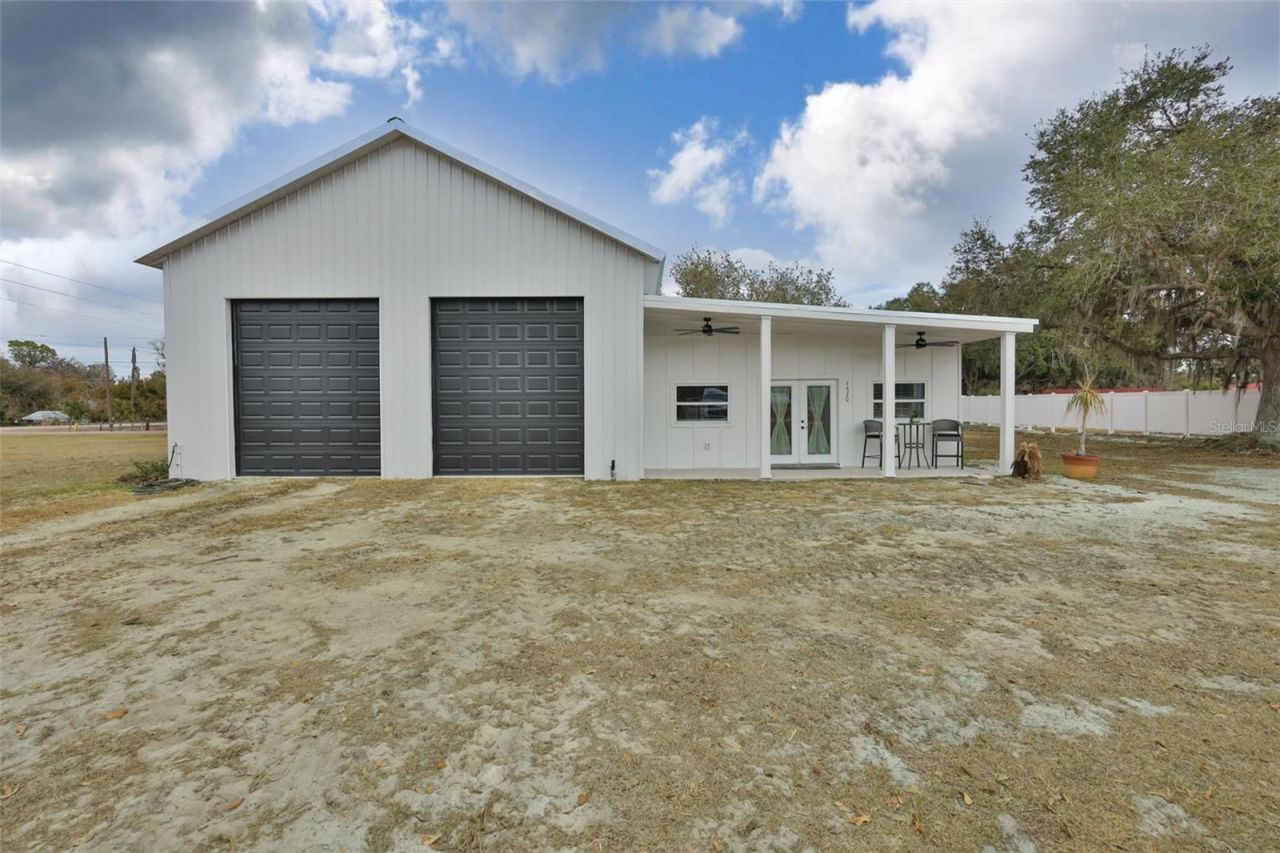 7510 Lithia Pinecrest Road, Lithia, FL 33547 Photo