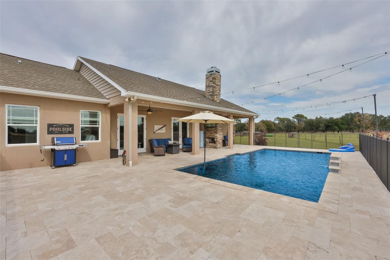 7510 Lithia Pinecrest Road, Lithia, FL 33547 Photo