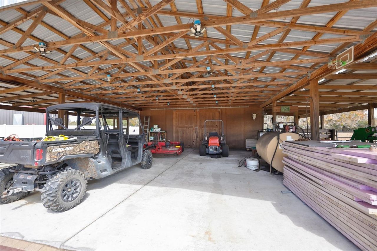 7510 Lithia Pinecrest Road, Lithia, FL 33547 Photo