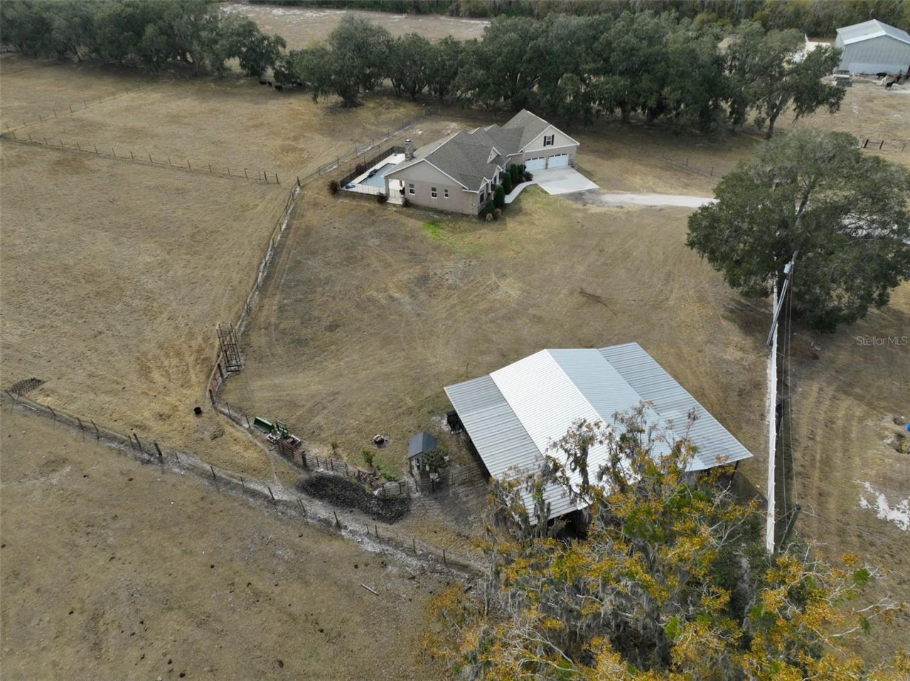 7510 Lithia Pinecrest Road, Lithia, FL 33547 Photo