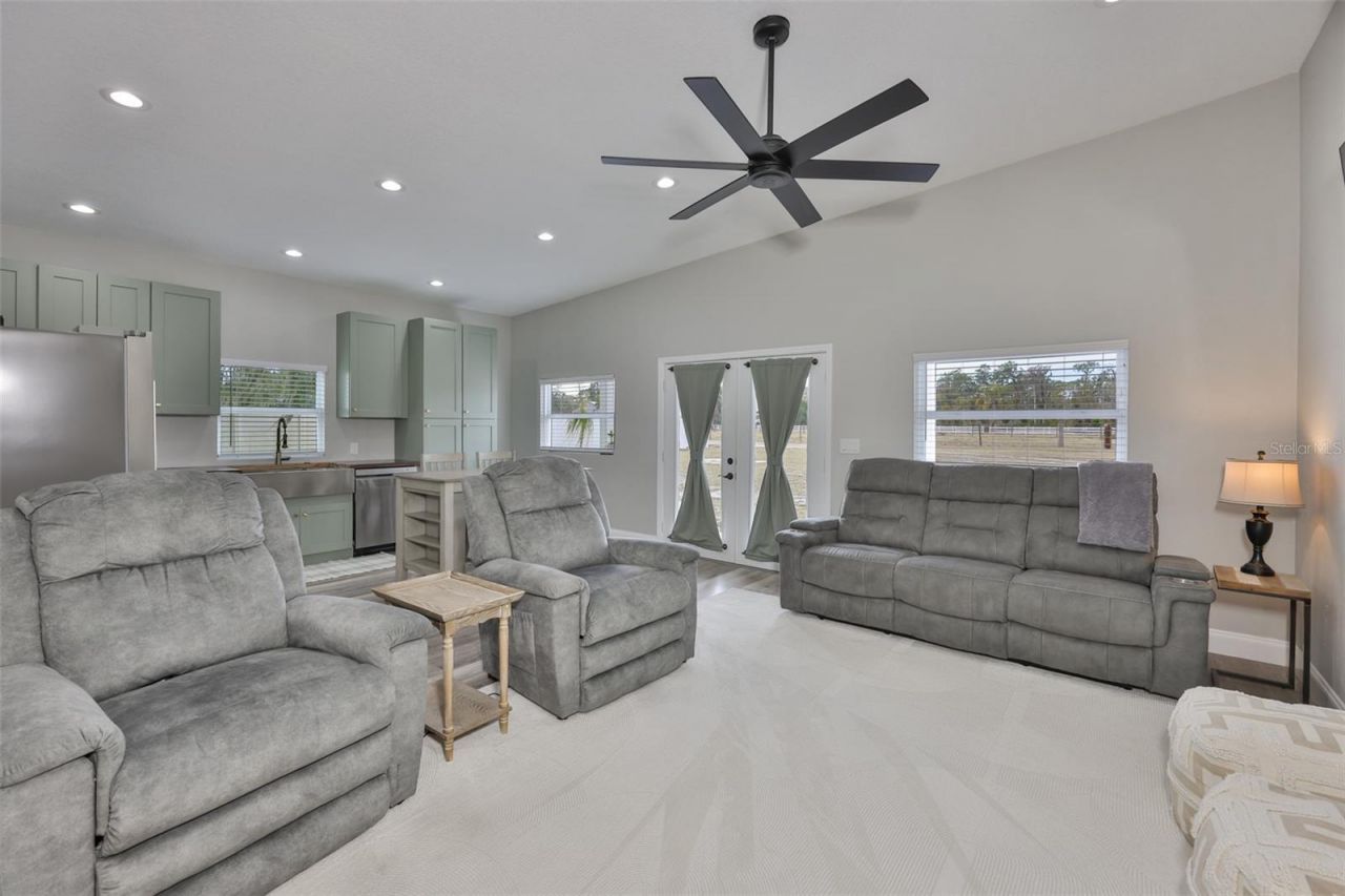 7510 Lithia Pinecrest Road, Lithia, FL 33547 Photo