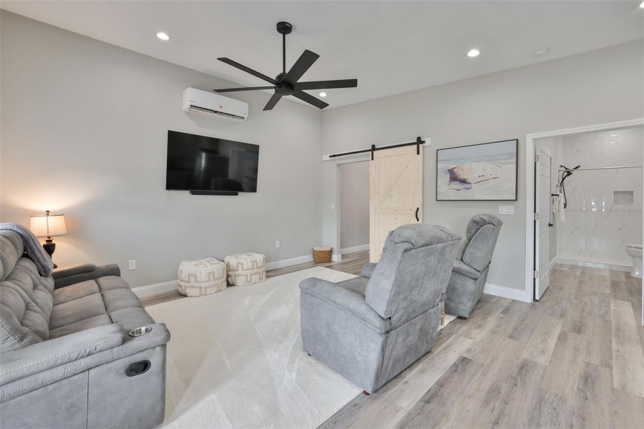 7510 Lithia Pinecrest Road, Lithia, FL 33547 Photo