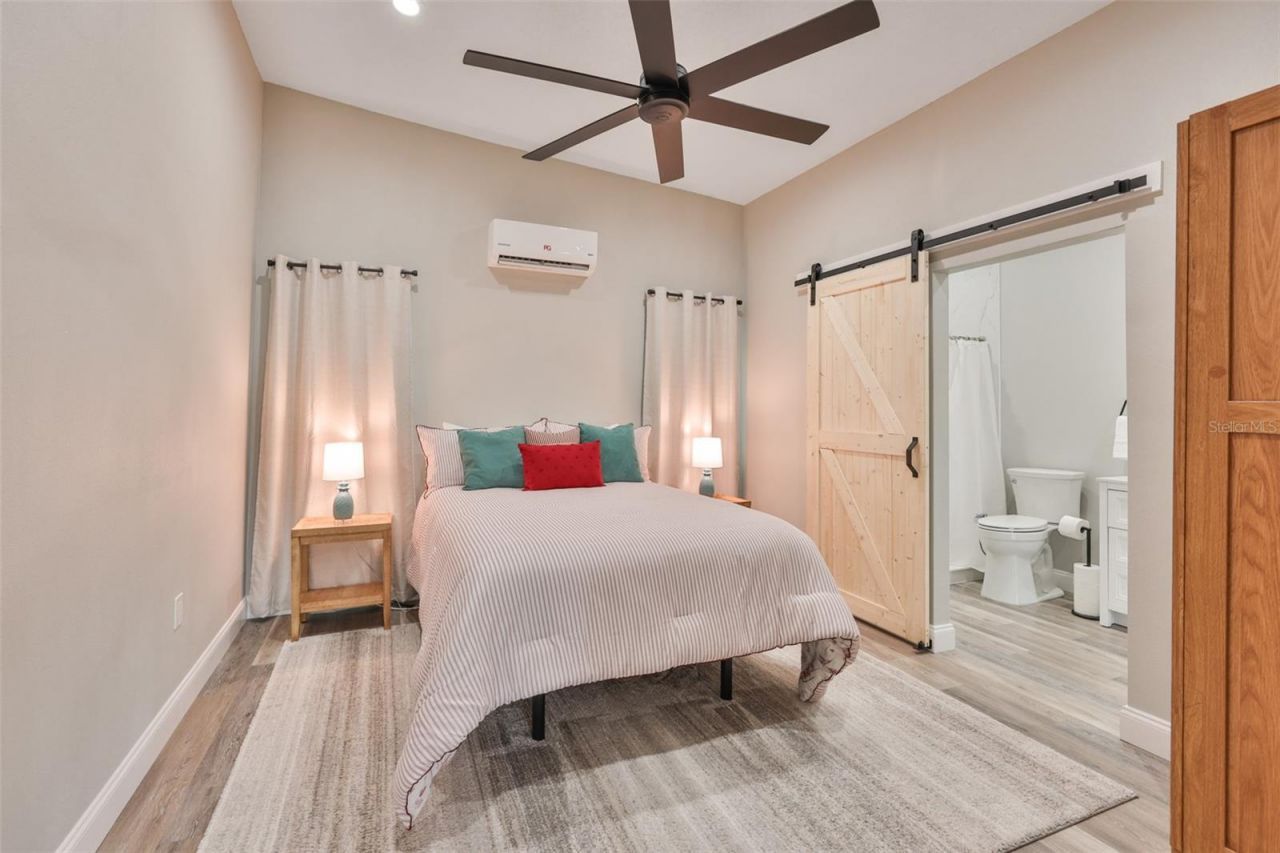 7510 Lithia Pinecrest Road, Lithia, FL 33547 Photo