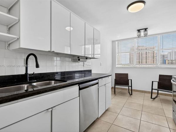 100 Golden Isles Dr, Unit 406, Hallandale Beach, FL 33009