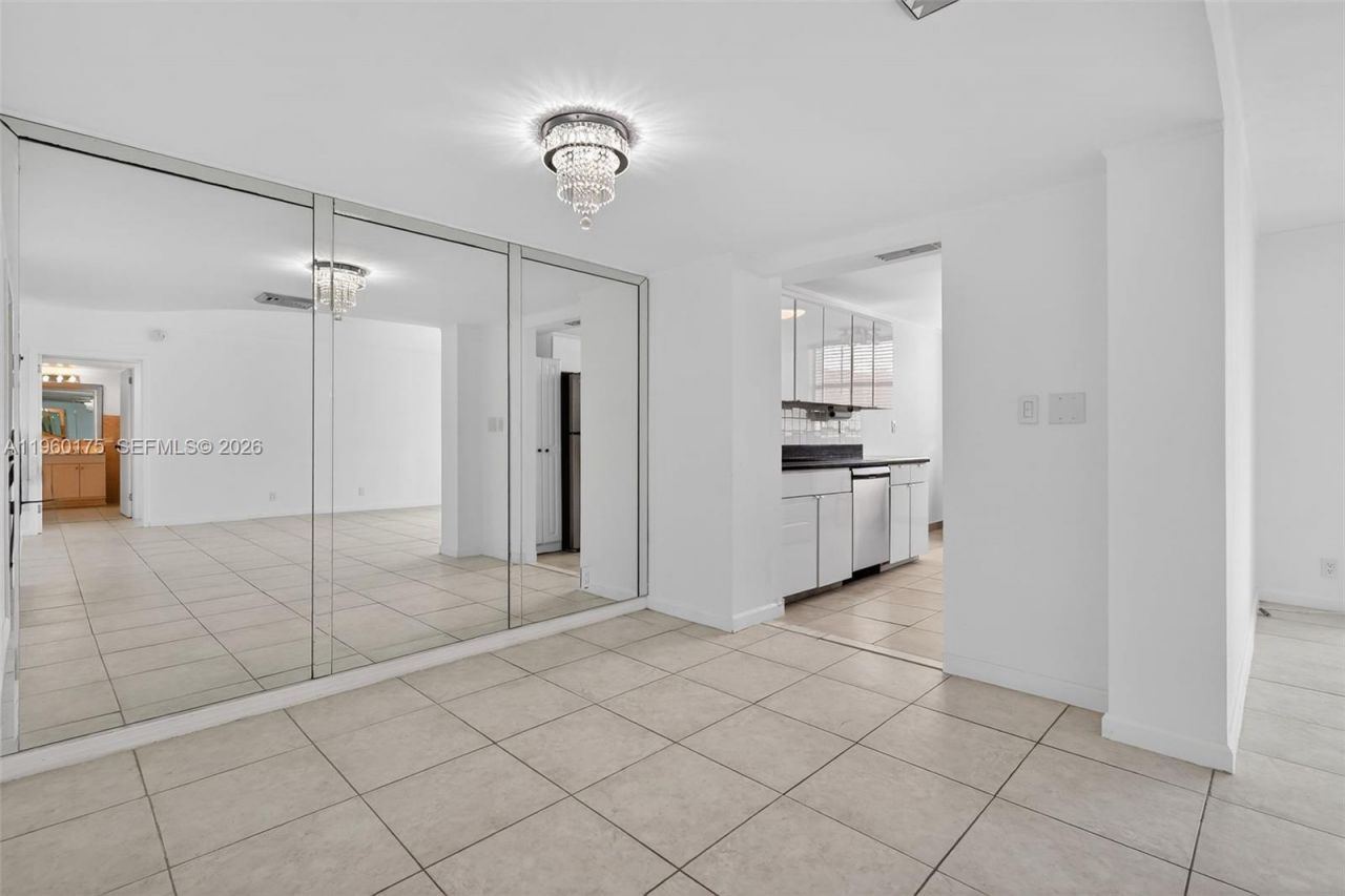 100 Golden Isles Dr, Unit 406, Hallandale Beach, FL 33009 Photo