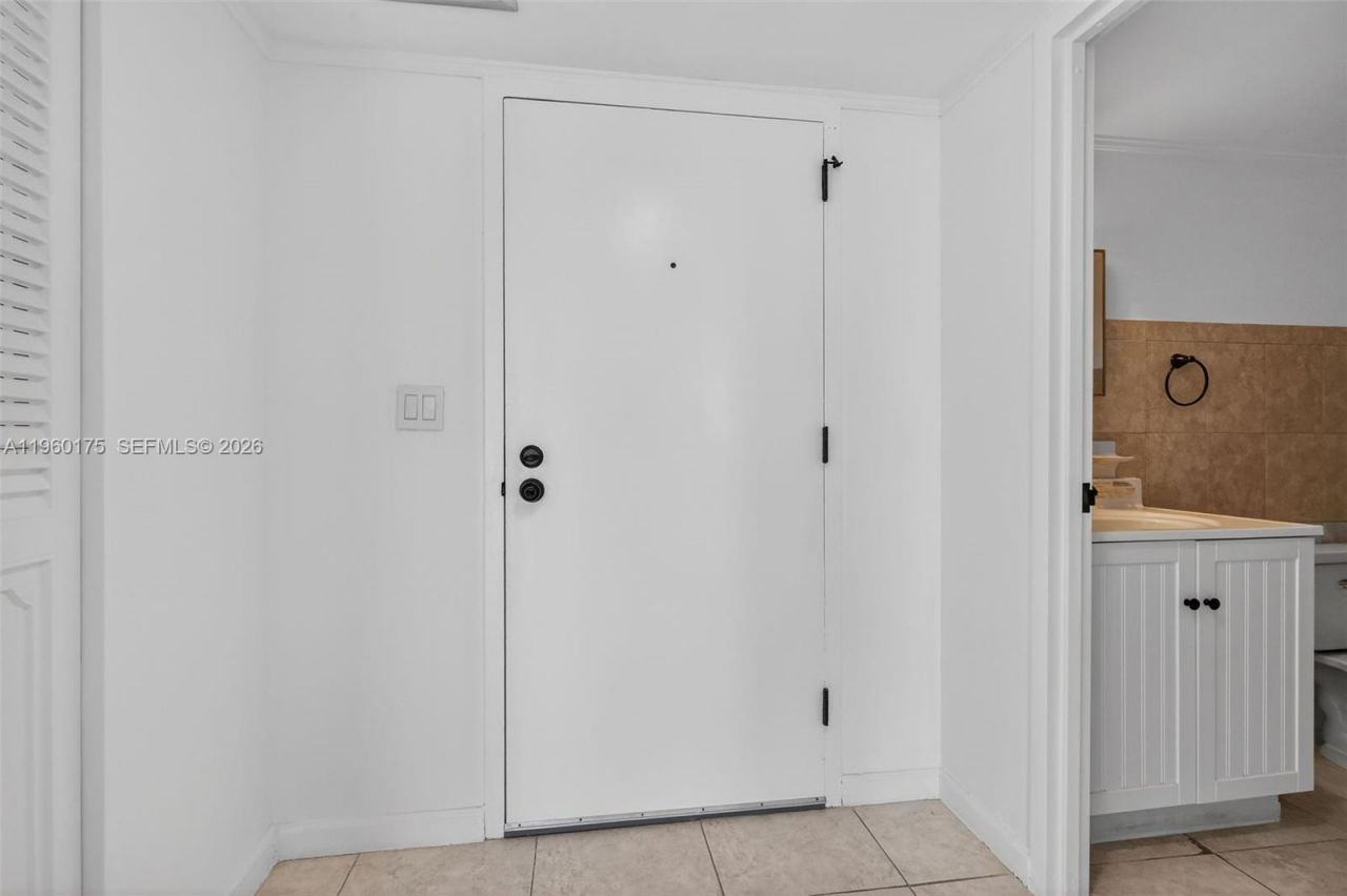 100 Golden Isles Dr, Unit 406, Hallandale Beach, FL 33009 Photo