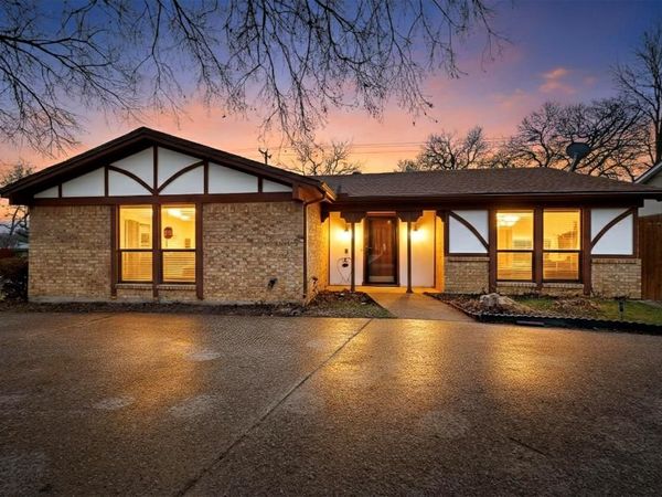 1724 Post Oak Drive, Bedford, TX 76021