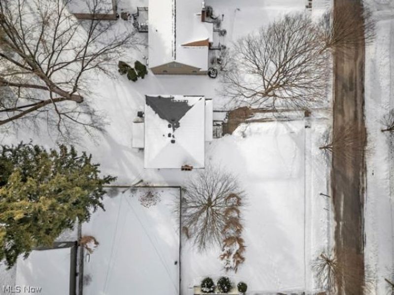 335 Melbourne Avenue, Akron, OH 44313 Photo 18