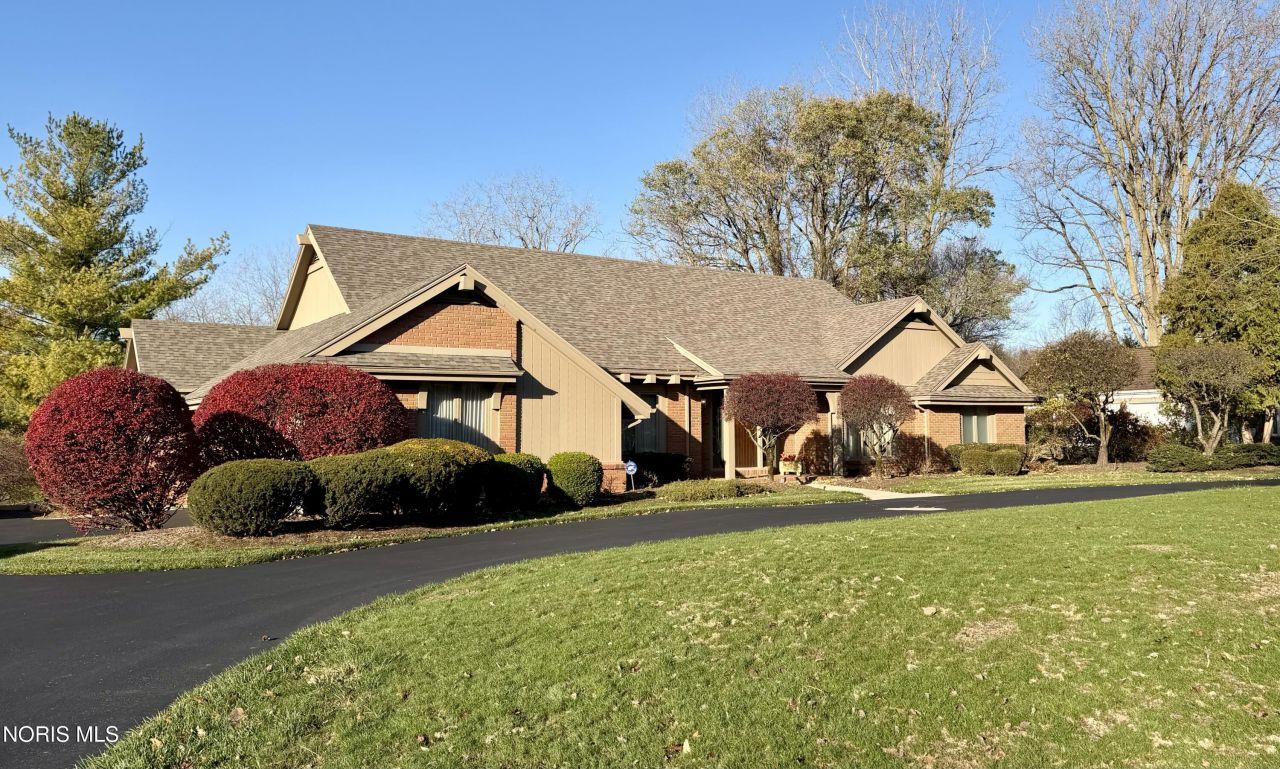 4541 Farmington Road, Toledo, OH 43623 Main Photo