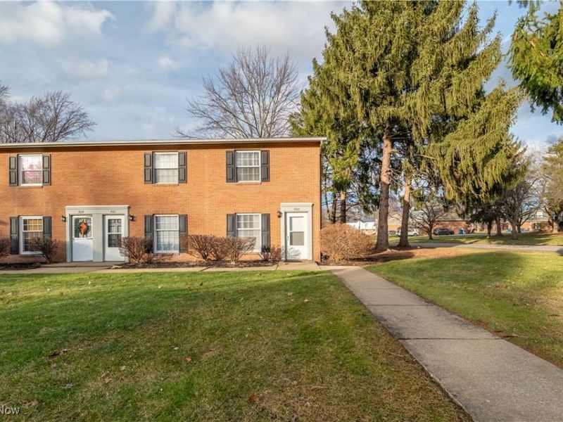 700 Lakeview Drive, Cortland, OH 44410 Photo 31