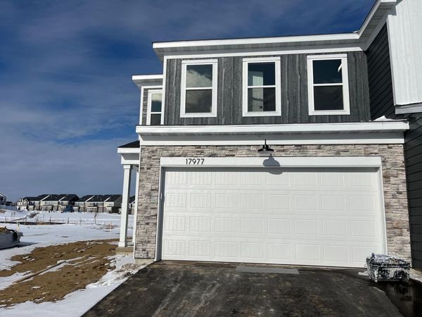 17977 Genoa Drive , Lakeville, MN 55044