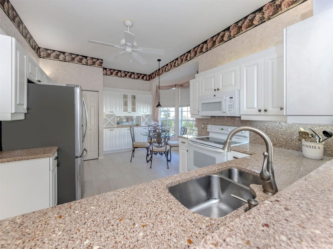 812 Montrose Drive, Unit 20, Venice, FL 34293 Photo